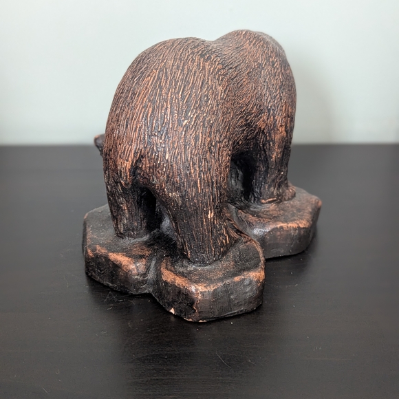 Hand Crafted Bear Family Sculpture - Picture 5 of 15